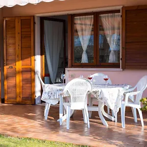 Apartment Ulivi Beth's House, Brenzone sul Garda